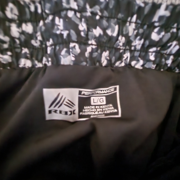 Biking shorts - Picture 2 of 2